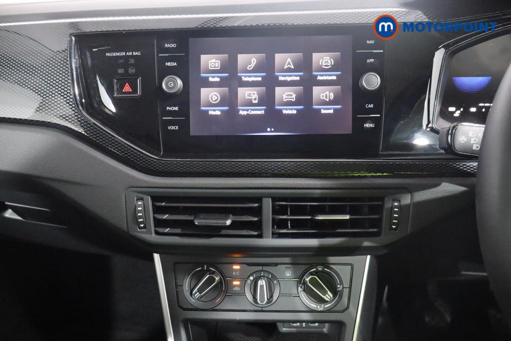 Volkswagen Polo Life Manual Petrol Hatchback - Stock Number (1556737) - 2nd supplementary image