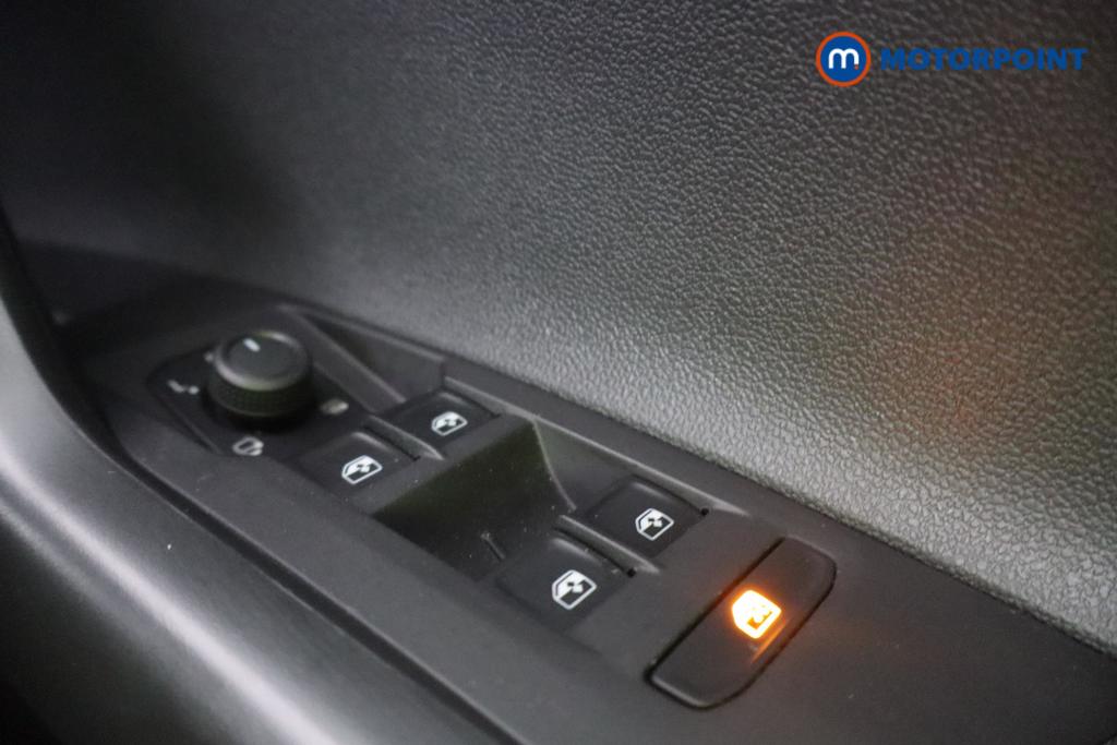Volkswagen Polo Life Manual Petrol Hatchback - Stock Number (1556737) - 11th supplementary image