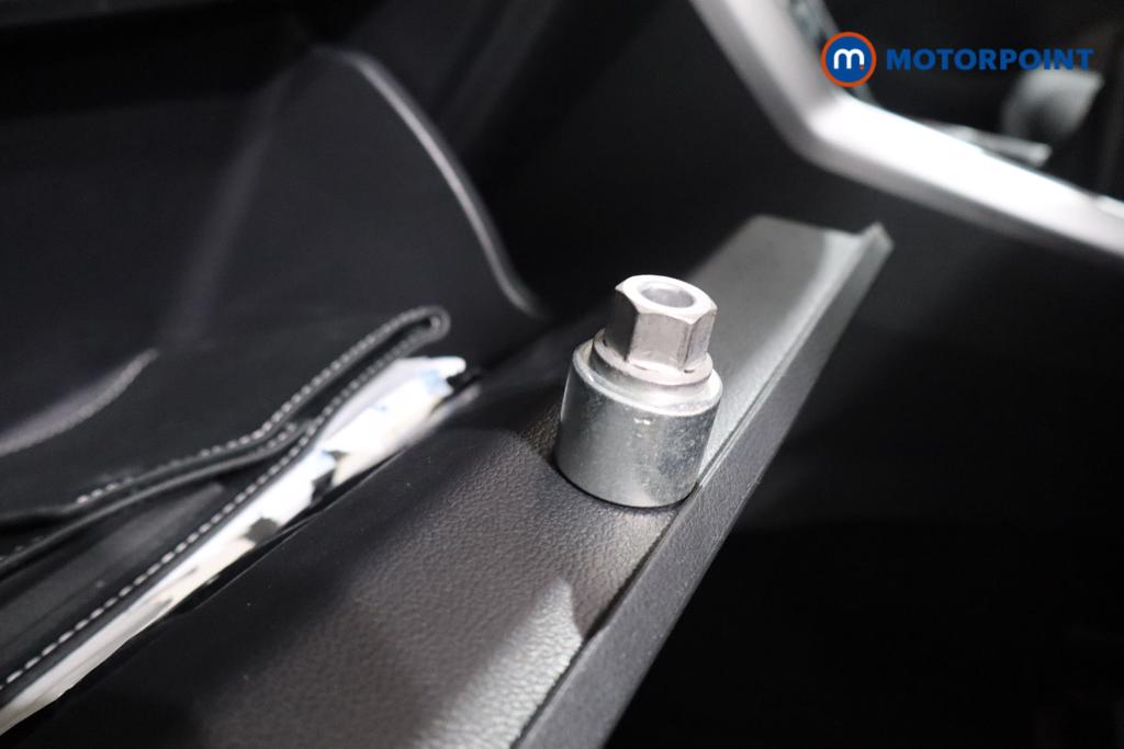 Volkswagen Polo Life Manual Petrol Hatchback - Stock Number (1556737) - 13th supplementary image