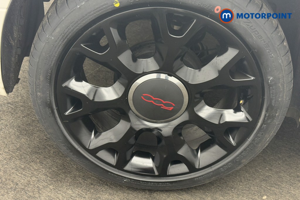 Fiat 500 Sport Manual Petrol-Electric Hybrid Hatchback - Stock Number (1557372) - 17th supplementary image