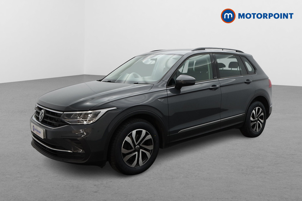 Volkswagen Tiguan Active Manual Petrol SUV - Stock Number (1557833) - Passenger side front corner