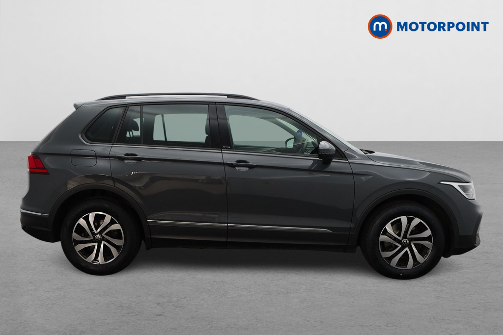 Volkswagen Tiguan Active Manual Petrol SUV - Stock Number (1557833) - Drivers side