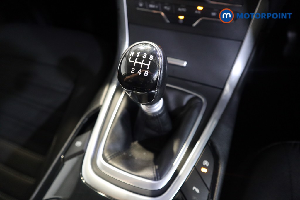 Ford Galaxy Titanium Manual Petrol People Carrier - Stock Number (1558125) - 8th supplementary image