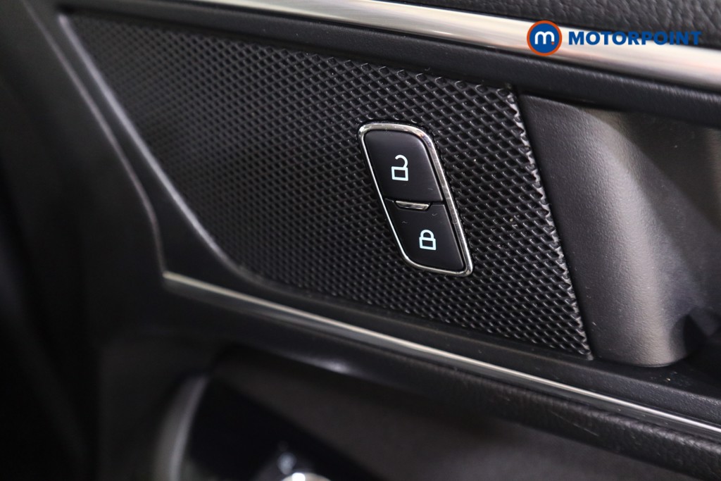 Ford Galaxy Titanium Manual Petrol People Carrier - Stock Number (1558125) - 11th supplementary image