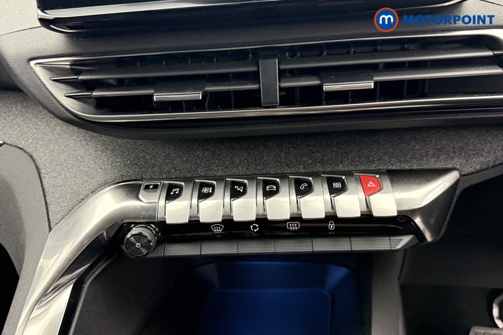 Peugeot 3008 Allure Premium Automatic Petrol Plug-In Hybrid SUV - Stock Number (1558671) - 11th supplementary image