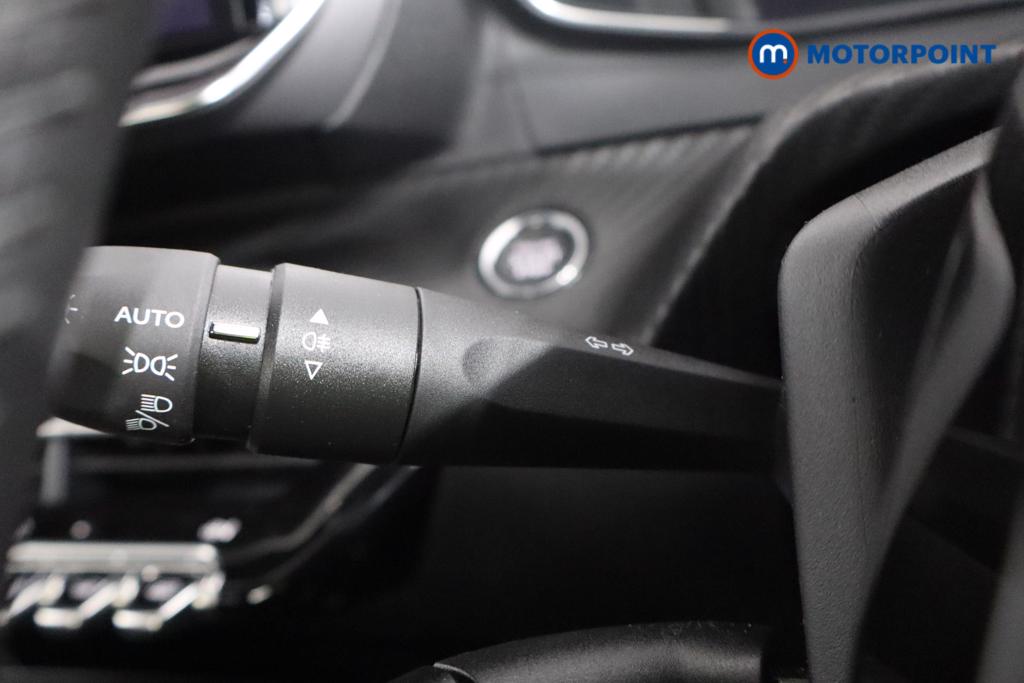 Peugeot 2008 Allure Manual Petrol SUV - Stock Number (1558723) - 8th supplementary image