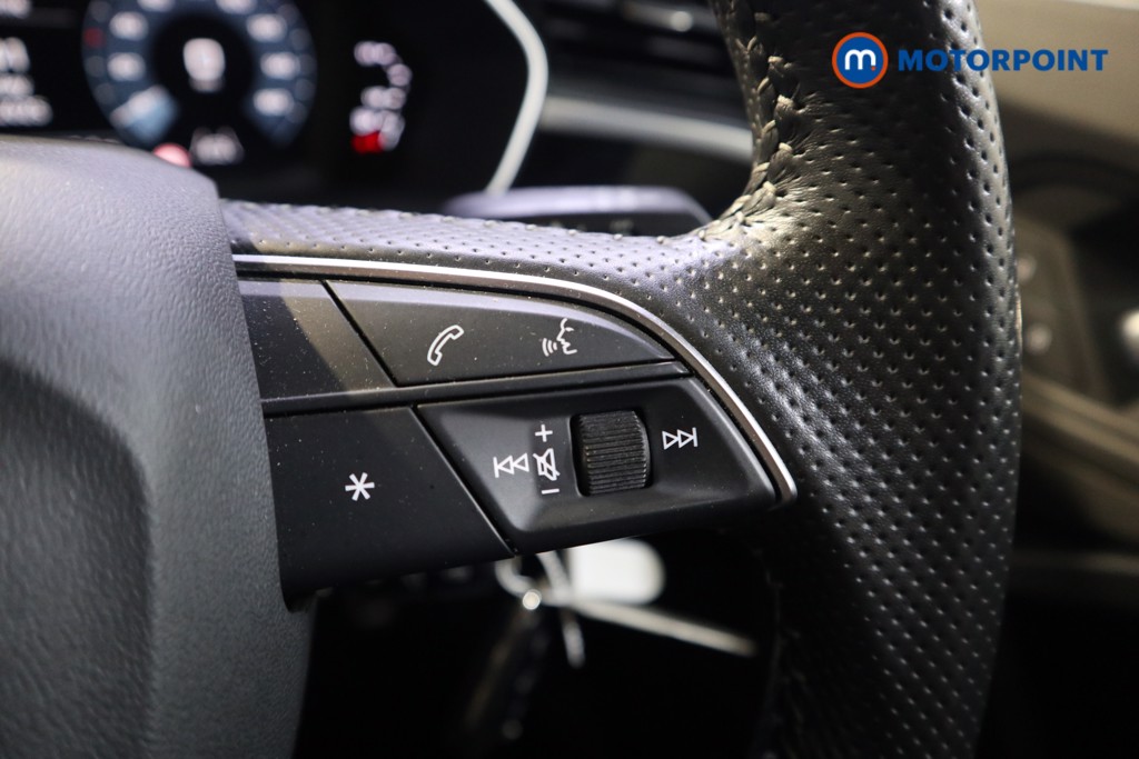 Audi Q3 S Line Manual Petrol SUV - Stock Number (1559436) - 4th supplementary image