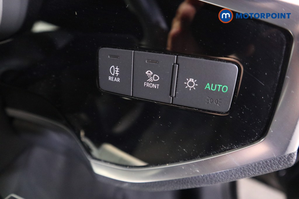 Audi Q3 S Line Manual Petrol SUV - Stock Number (1559436) - 9th supplementary image