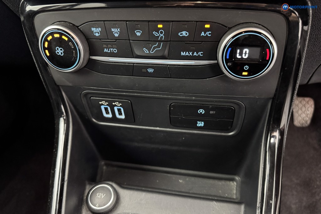 Ford Ecosport Titanium Manual Petrol SUV - Stock Number (1559630) - 14th supplementary image