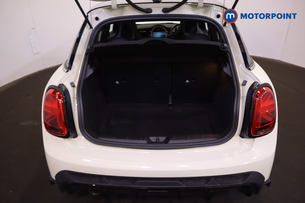 Mini Hatchback Cooper Sport Automatic Petrol Hatchback - Stock Number (1559637) - 8th supplementary image