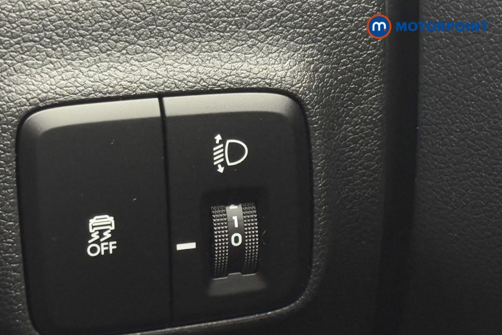 Hyundai I10 Advance Automatic Petrol Hatchback - Stock Number (1559654) - 15th supplementary image