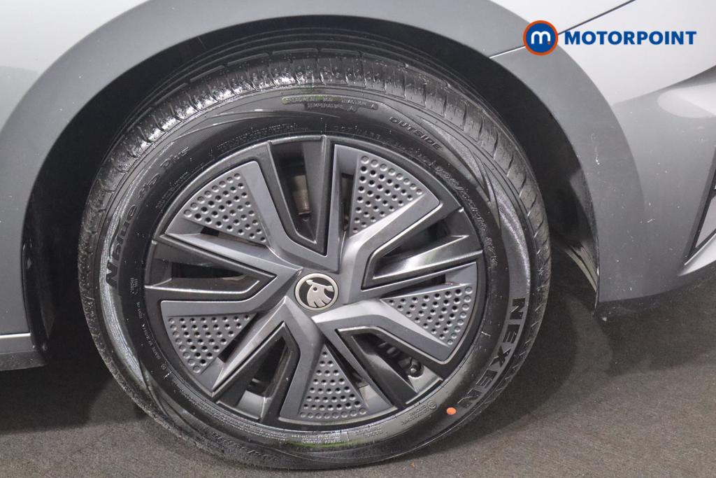 Skoda Fabia Colour Edition Manual Petrol Hatchback - Stock Number (1559739) - 20th supplementary image