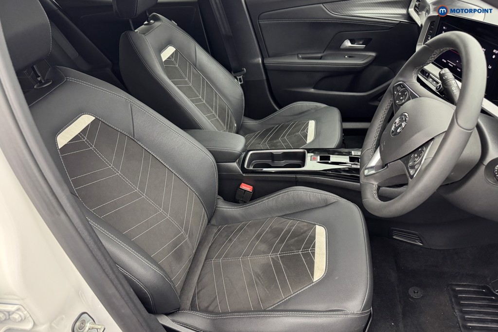 Vauxhall Mokka Ultimate Automatic Electric SUV - Stock Number (1559855) - 5th supplementary image