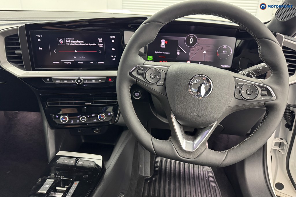 Vauxhall Mokka Ultimate Automatic Electric SUV - Stock Number (1559855) - 1st supplementary image