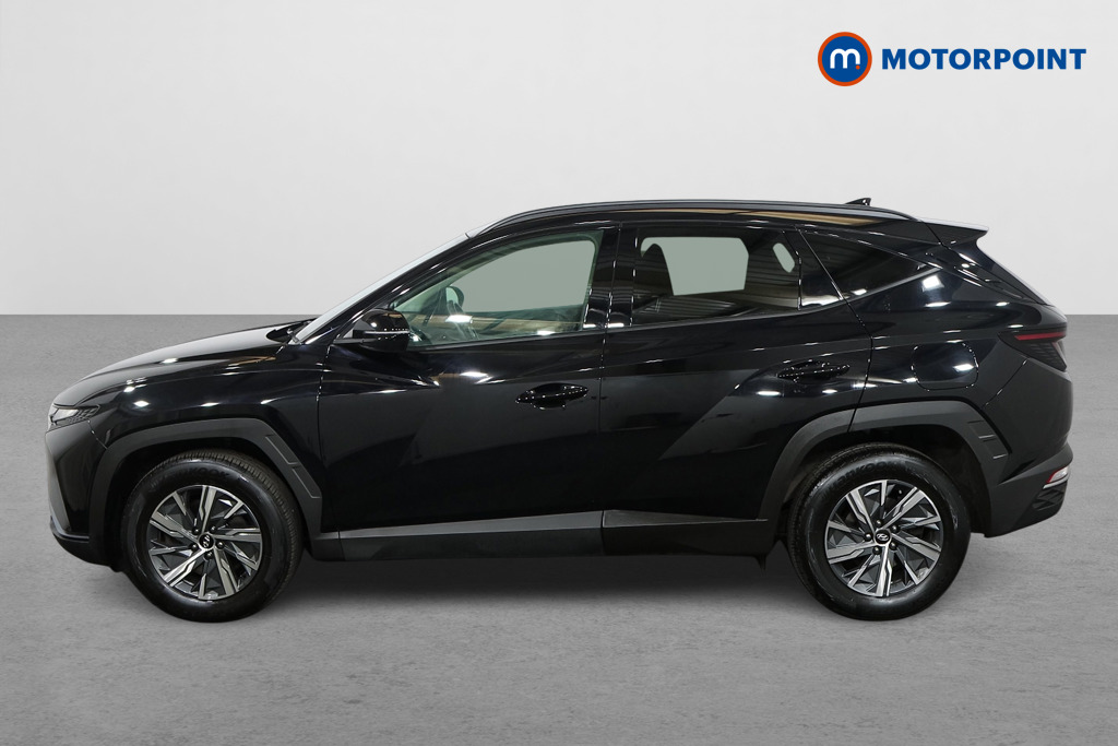 Hyundai Tucson Se Connect Manual Petrol SUV - Stock Number (1559891) - Passenger side