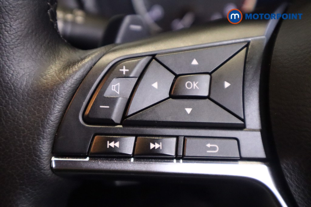 Nissan Juke N-Connecta Automatic Petrol SUV - Stock Number (1559900) - 15th supplementary image