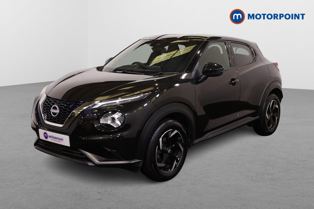 Nissan Juke N-Connecta Automatic Petrol SUV - Stock Number (1559900) - Passenger side front corner