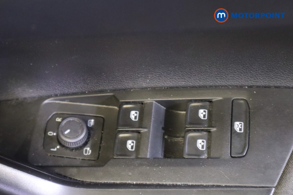 Volkswagen Polo Life Manual Petrol Hatchback - Stock Number (1560046) - 13th supplementary image