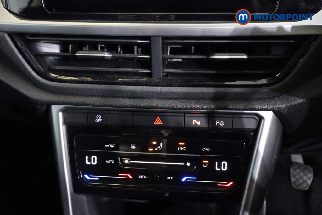 Volkswagen T-Roc Life Manual Petrol SUV - Stock Number (1560199) - 9th supplementary image