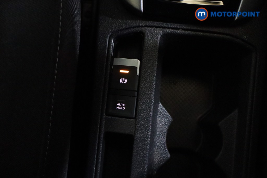 Volkswagen T-Roc Life Manual Petrol SUV - Stock Number (1560199) - 12th supplementary image