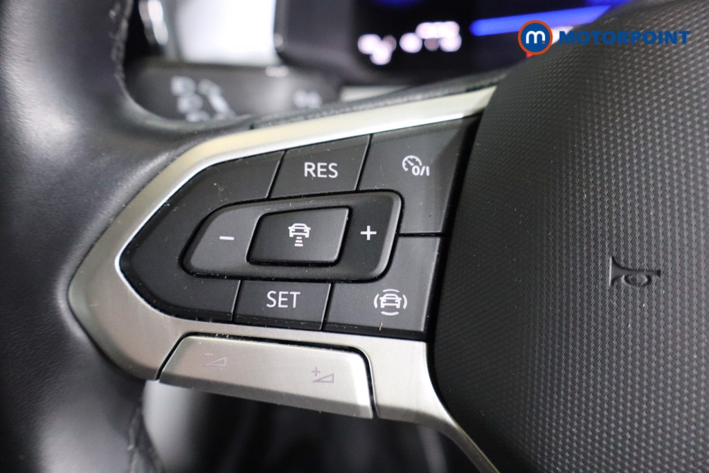Volkswagen T-Roc Life Manual Petrol SUV - Stock Number (1560199) - 13th supplementary image