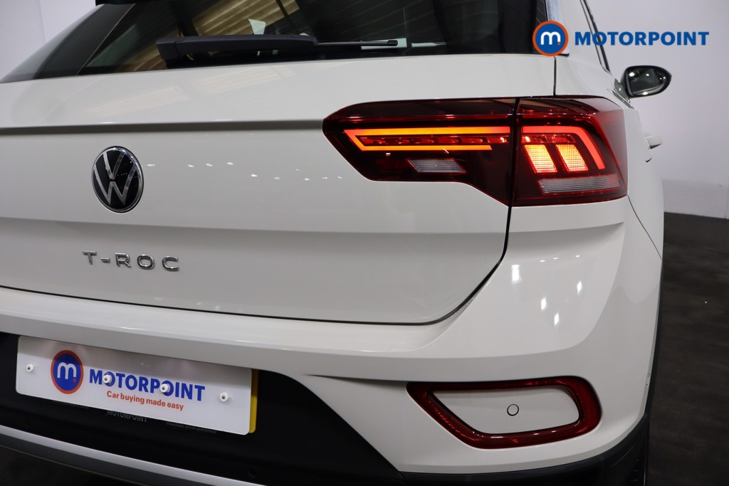 Volkswagen T-Roc Life Manual Petrol SUV - Stock Number (1560199) - 29th supplementary image