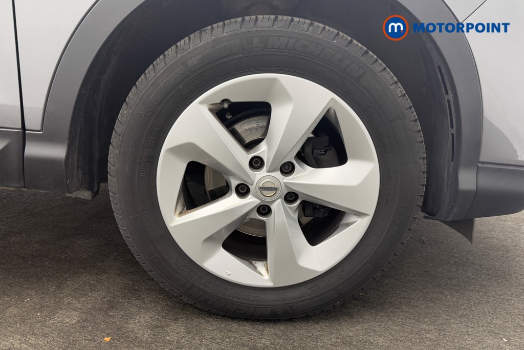 Nissan Qashqai Acenta Premium Manual Diesel SUV - Stock Number (1560299) - 17th supplementary image