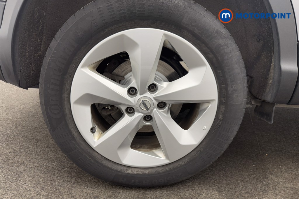 Nissan Qashqai Acenta Premium Manual Diesel SUV - Stock Number (1560299) - 19th supplementary image