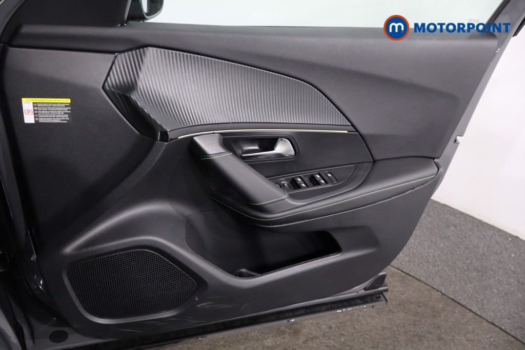 Peugeot 2008 GT Automatic Electric SUV - Stock Number (1560556) - 23rd supplementary image