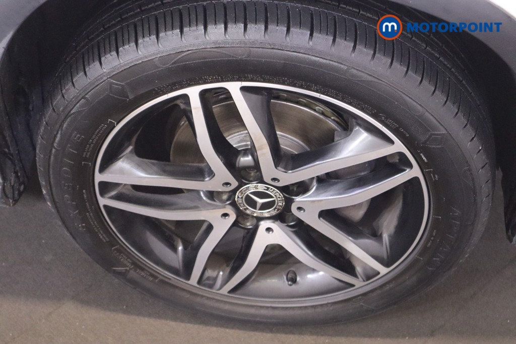 Mercedes-Benz GLA Urban Edition Manual Petrol SUV - Stock Number (1560624) - 10th supplementary image