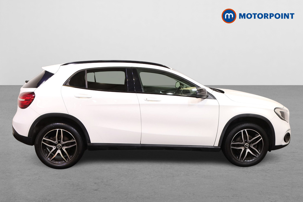 Mercedes-Benz GLA Urban Edition Manual Petrol SUV - Stock Number (1560624) - Drivers side