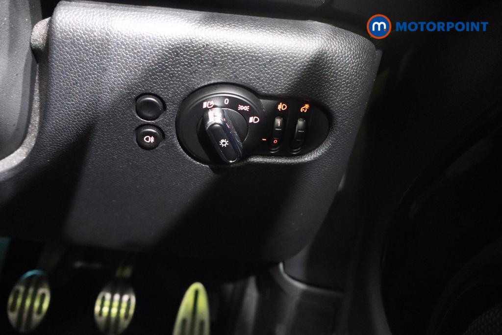 Mini Hatchback Cooper Sport Manual Petrol Hatchback - Stock Number (1560681) - 12th supplementary image