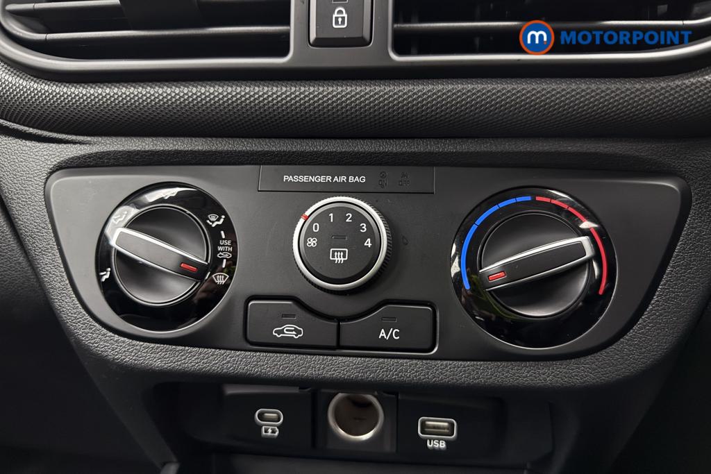 Hyundai I10 Advance Automatic Petrol Hatchback - Stock Number (1560934) - 16th supplementary image