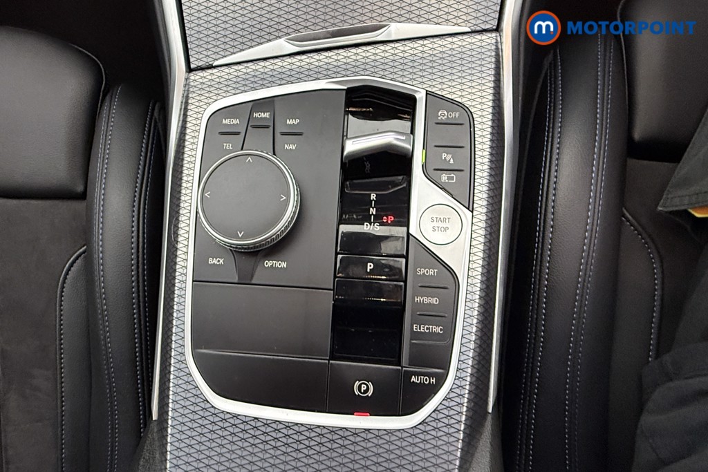 BMW 3 Series M Sport Automatic Petrol Plug-In Hybrid Saloon - Stock Number (1560982) - 11th supplementary image