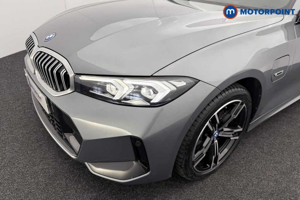 BMW 3 Series M Sport Automatic Petrol Plug-In Hybrid Saloon - Stock Number (1560982) - 27th supplementary image