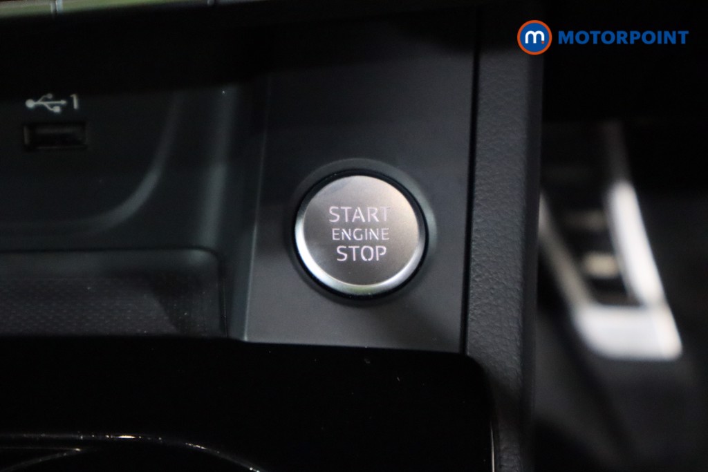 Audi A4 S Line Automatic Petrol Estate - Stock Number (1561080) - 15th supplementary image