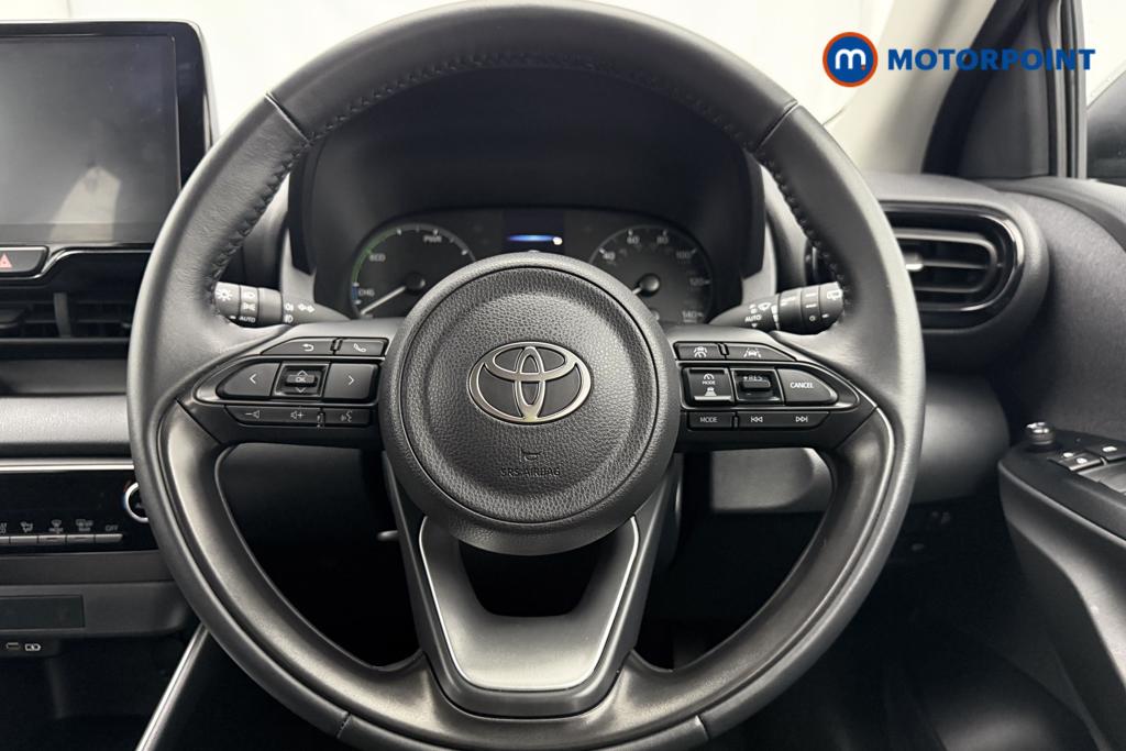 Toyota Yaris Icon Automatic Petrol-Electric Hybrid Hatchback - Stock Number (1561435) - 4th supplementary image