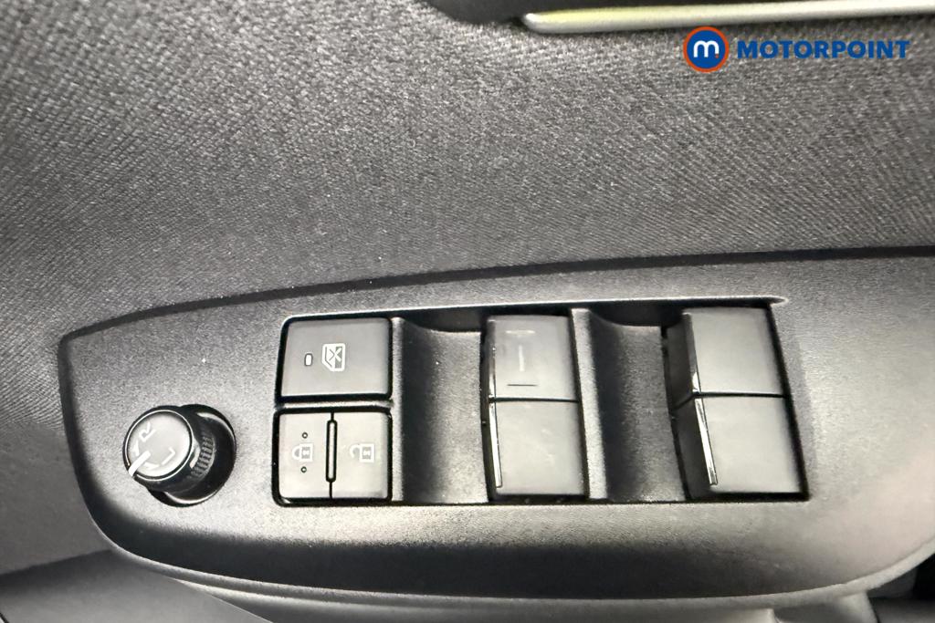 Toyota Yaris Icon Automatic Petrol-Electric Hybrid Hatchback - Stock Number (1561435) - 17th supplementary image