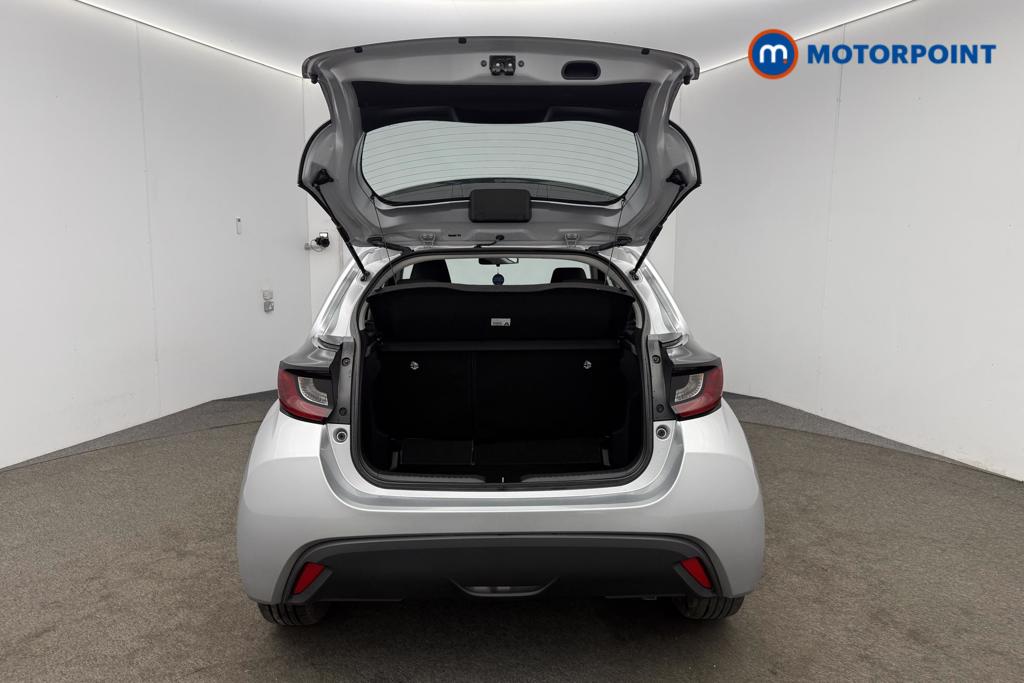 Toyota Yaris Icon Automatic Petrol-Electric Hybrid Hatchback - Stock Number (1561435) - 18th supplementary image