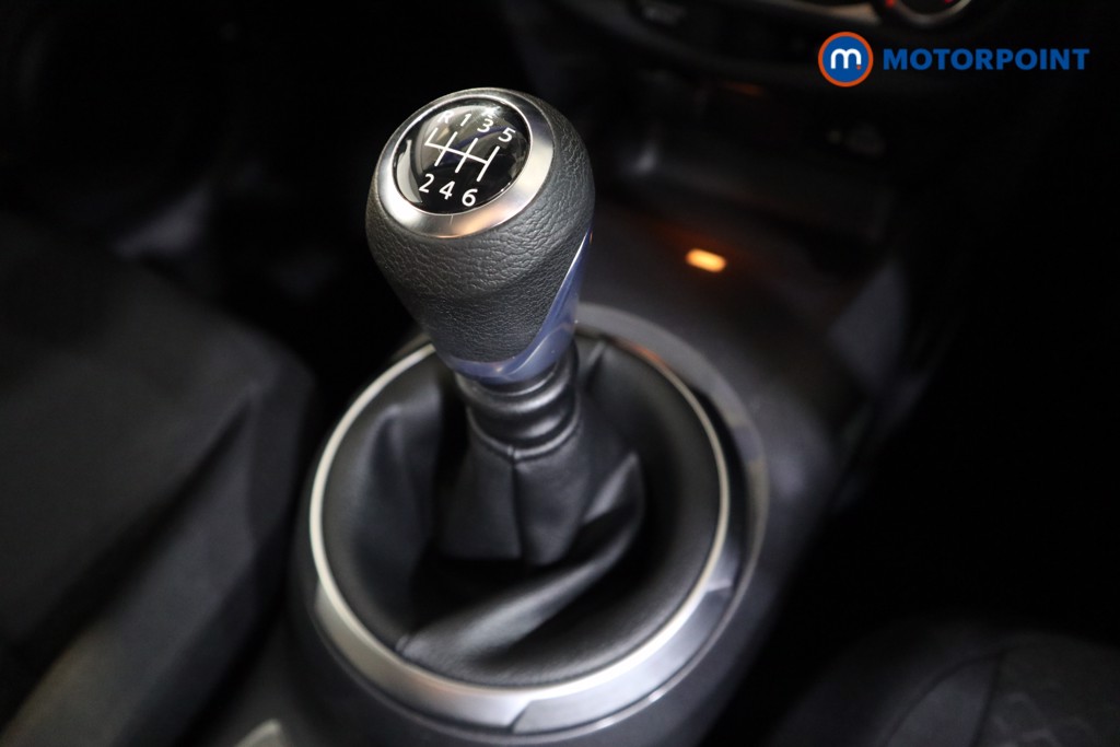 Nissan Juke Acenta Manual Petrol SUV - Stock Number (1561699) - 8th supplementary image