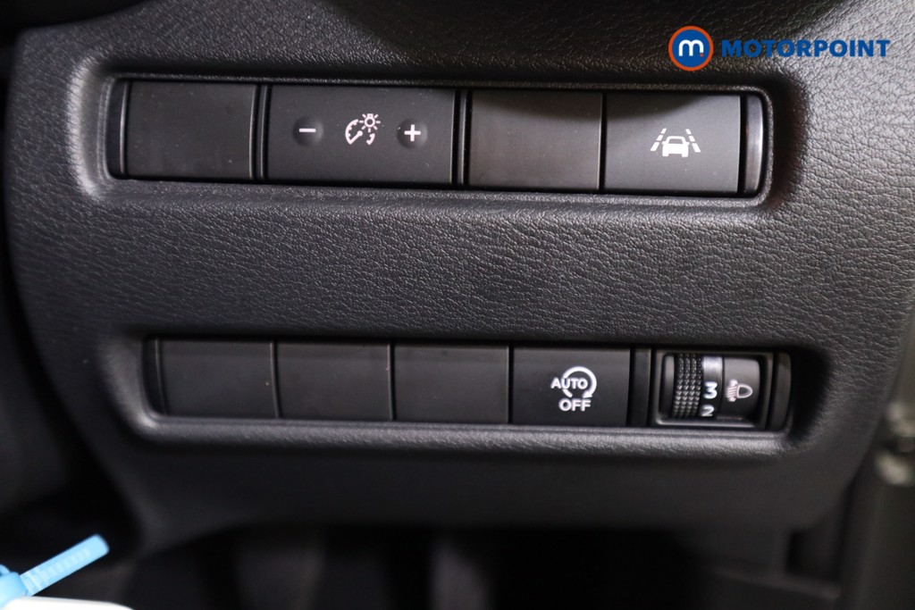Nissan Juke Acenta Manual Petrol SUV - Stock Number (1561699) - 9th supplementary image