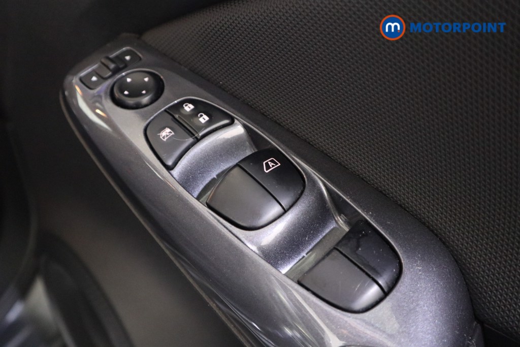 Nissan Juke Acenta Manual Petrol SUV - Stock Number (1561699) - 10th supplementary image