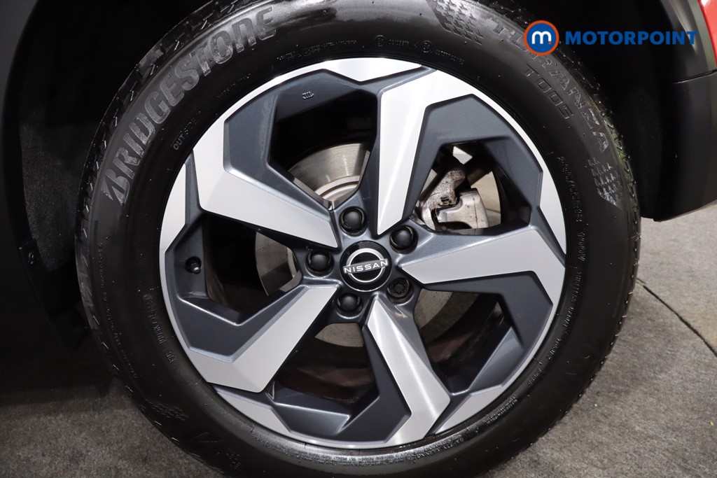 Nissan Qashqai Acenta Premium Automatic Petrol-Electric Hybrid SUV - Stock Number (1561740) - 12th supplementary image