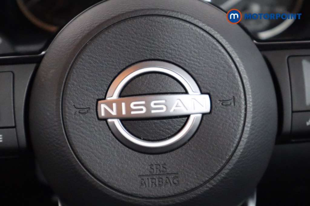 Nissan Qashqai Acenta Premium Automatic Petrol-Electric Hybrid SUV - Stock Number (1561740) - 17th supplementary image