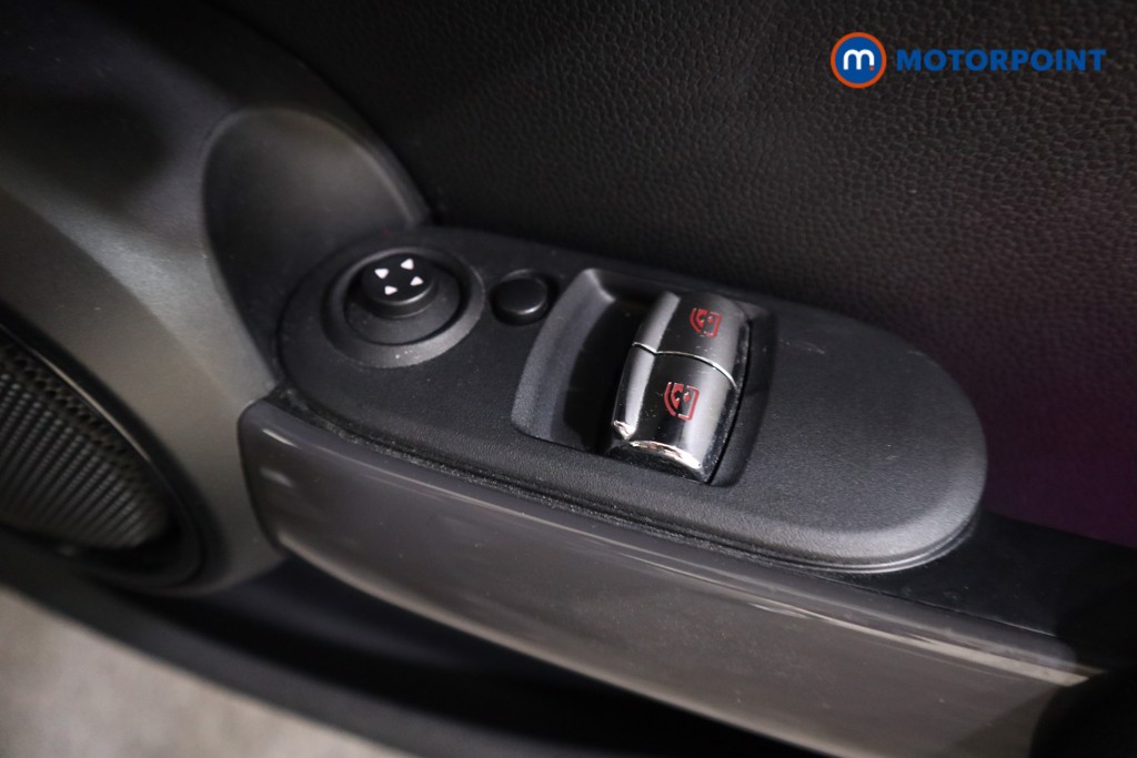 Mini Hatchback Cooper Automatic Petrol Hatchback - Stock Number (1561783) - 9th supplementary image
