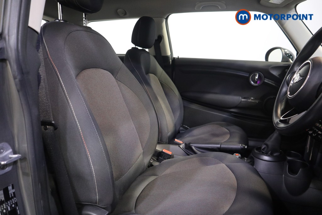 Mini Hatchback Cooper Automatic Petrol Hatchback - Stock Number (1561783) - 11th supplementary image