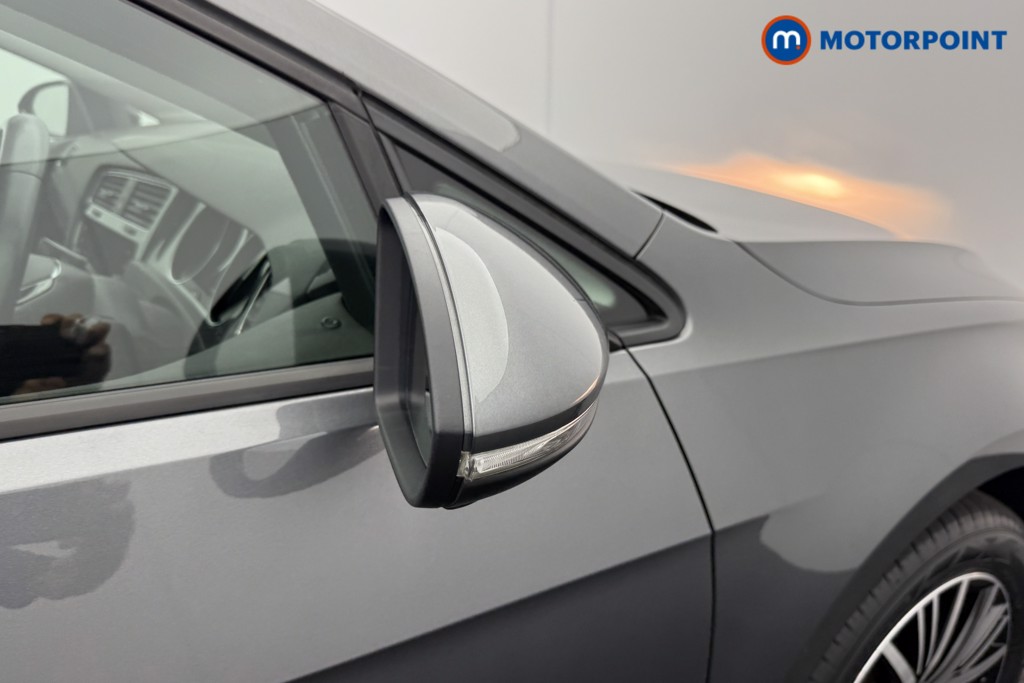 Volkswagen Golf SE Manual Diesel Hatchback - Stock Number (1562080) - 19th supplementary image