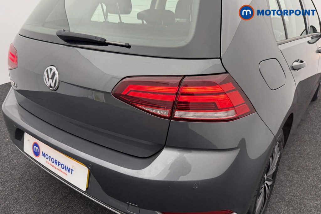 Volkswagen Golf SE Manual Diesel Hatchback - Stock Number (1562080) - 27th supplementary image