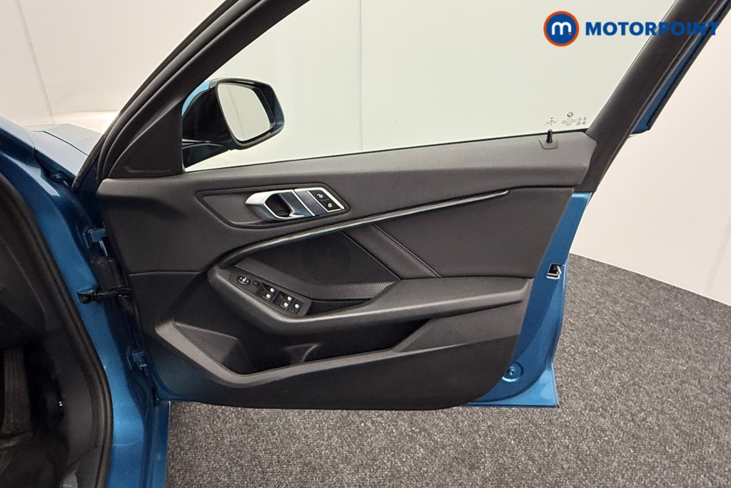 BMW 1 Series Sport Manual Diesel Hatchback - Stock Number (1562095) - 18th supplementary image