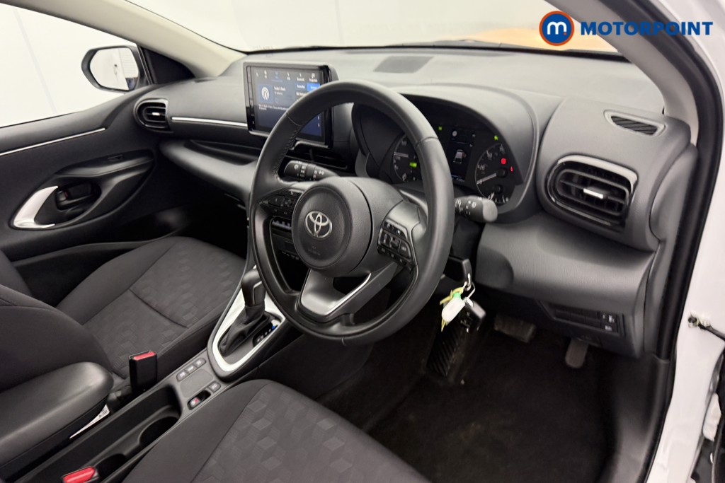 Toyota Yaris Icon Automatic Petrol-Electric Hybrid Hatchback - Stock Number (1562141) - 3rd supplementary image